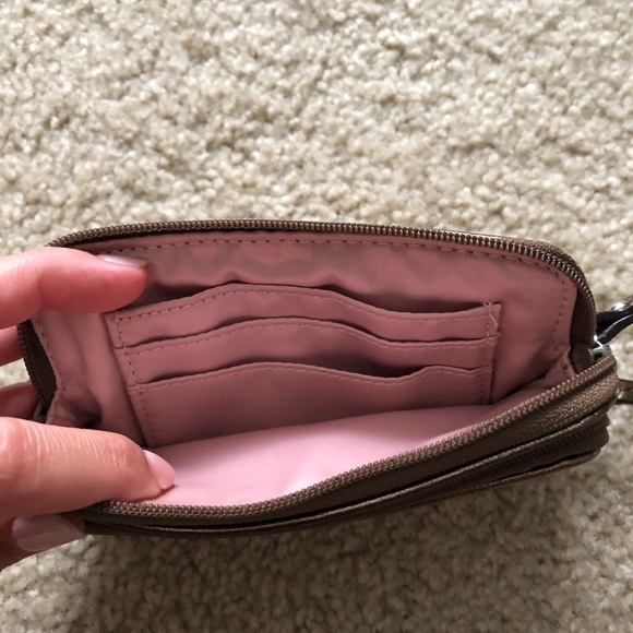 Coach wristlet - Picture 3 of 4